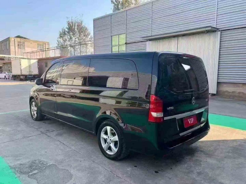 威海17年奔驰威霆6