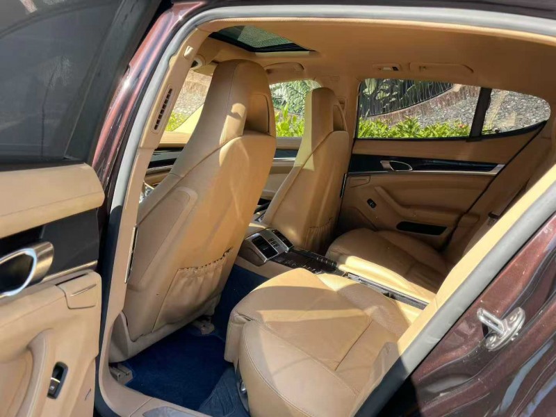 深圳16年保时捷帕拉梅拉3