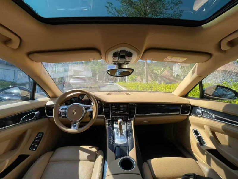 深圳16年保时捷帕拉梅拉4