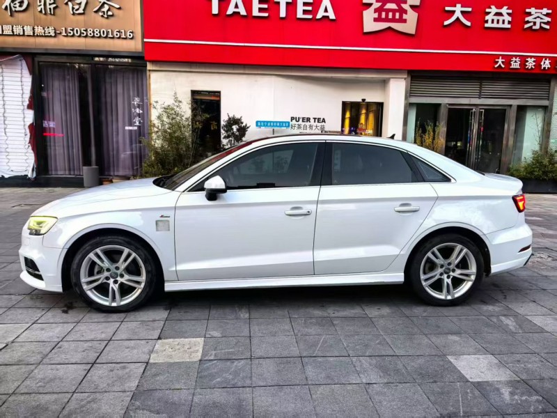 宁波19年奥迪A33