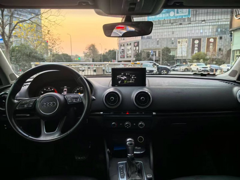 宁波19年奥迪A34