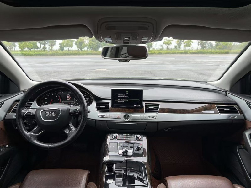 盐城15年奥迪A8L7