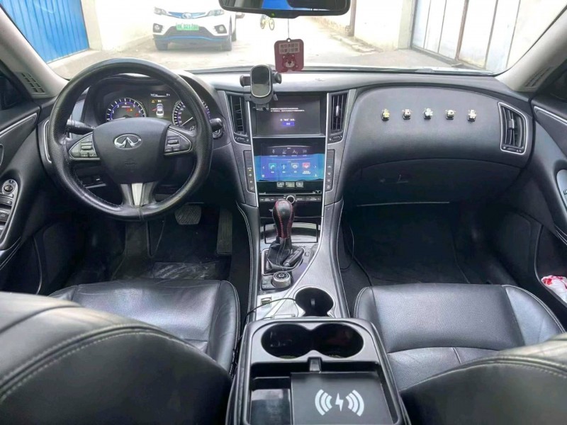 潍坊16年英菲尼迪Q50L4