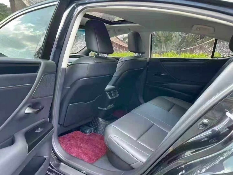 深圳20年雷克萨斯ES6