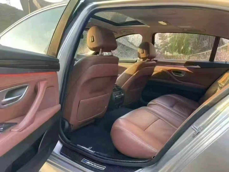 深圳16年宝马5系5