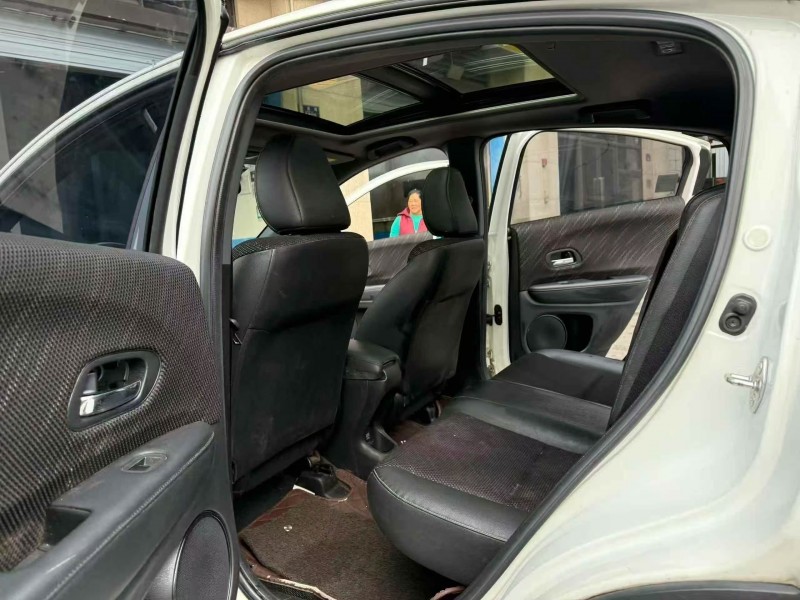 重庆17年本田XRV9