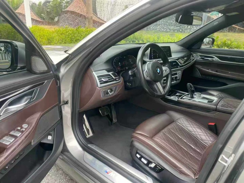 深圳19年宝马7系4