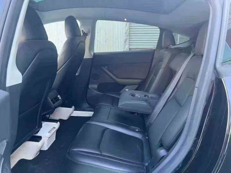 德州23年特斯拉MODEL Y4