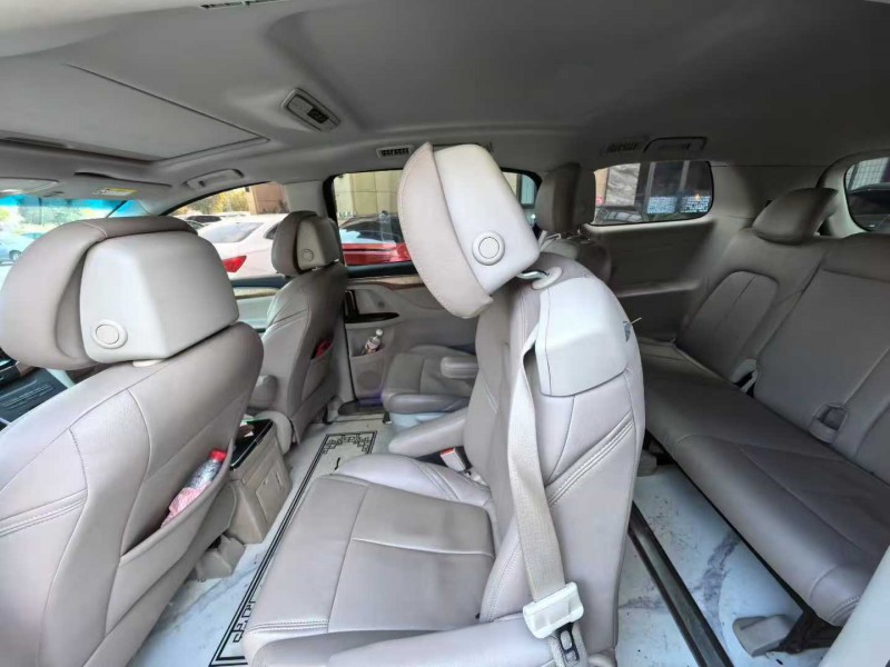 景德镇17年别克GL84