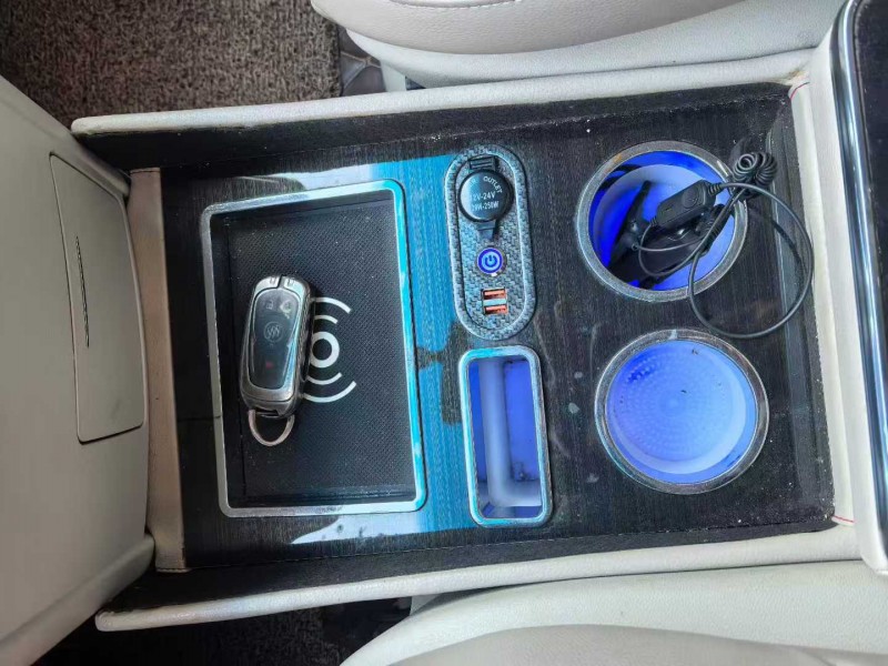 景德镇17年别克GL89