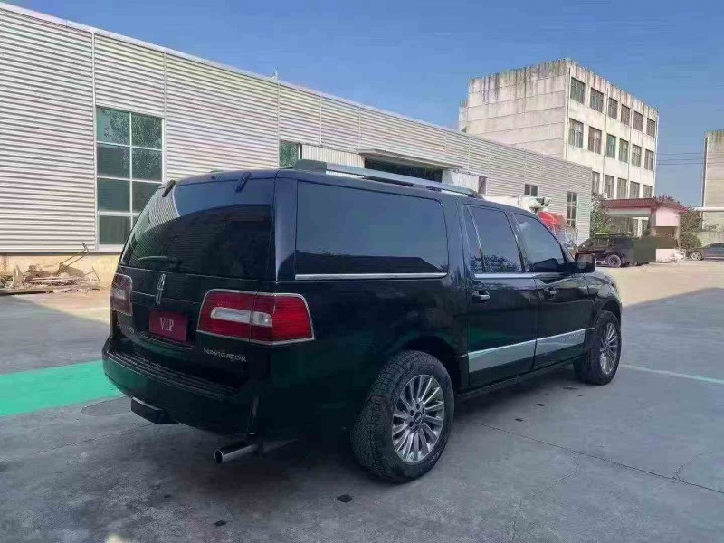 潍坊12年林肯领航员7