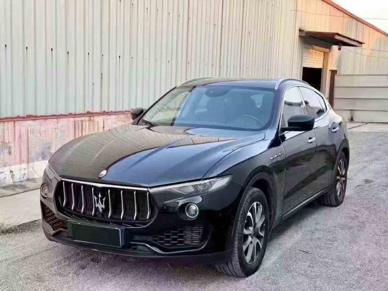 济宁18年玛莎拉蒂Levante3