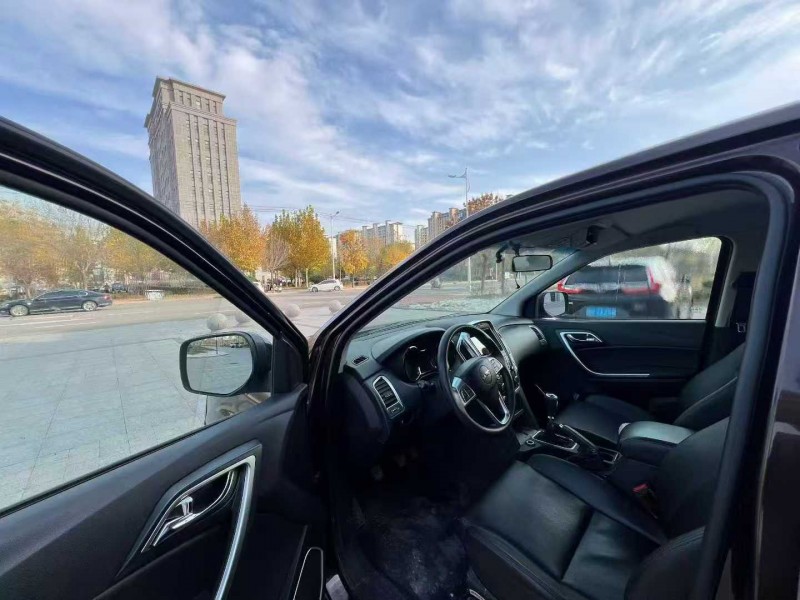 沧州17年江铃域虎7