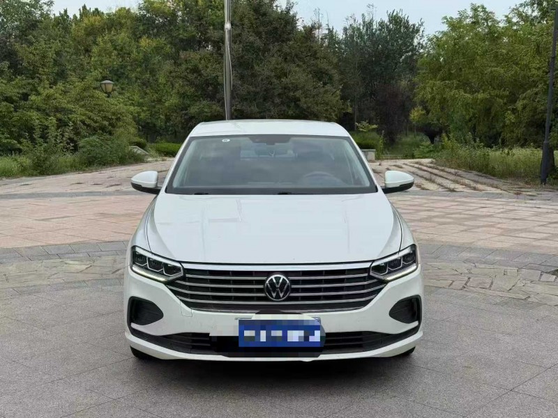 青岛23年大众朗逸1