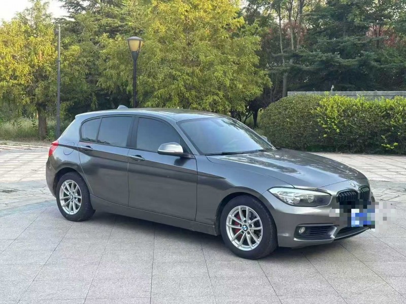 青岛19年宝马1系2