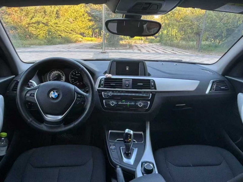 青岛19年宝马1系6