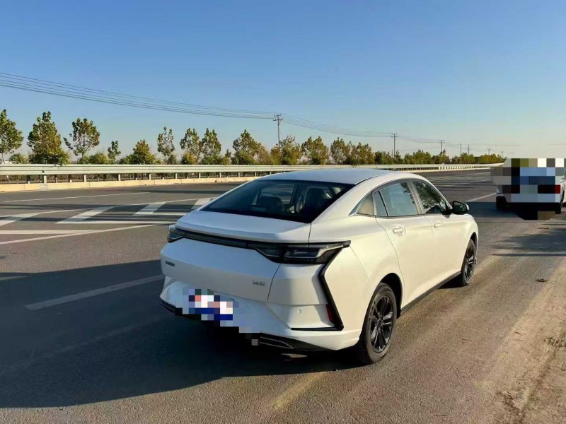 沧州25年东风奕炫5