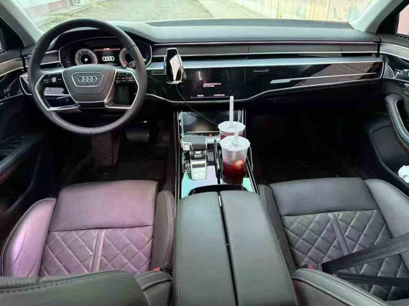 济宁24年奥迪A6L6