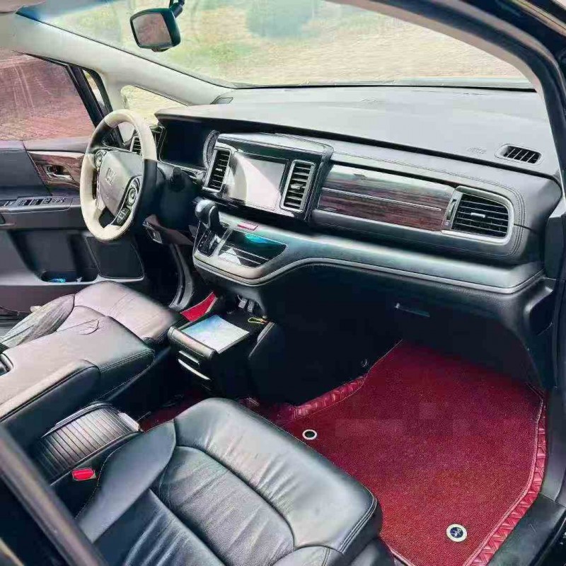 青岛18年本田艾力绅5