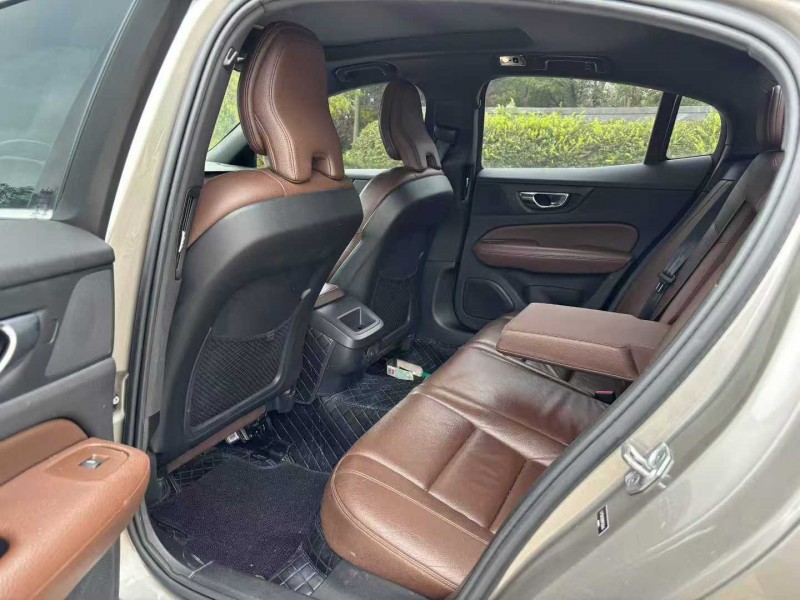 青岛21年沃尔沃S60L5