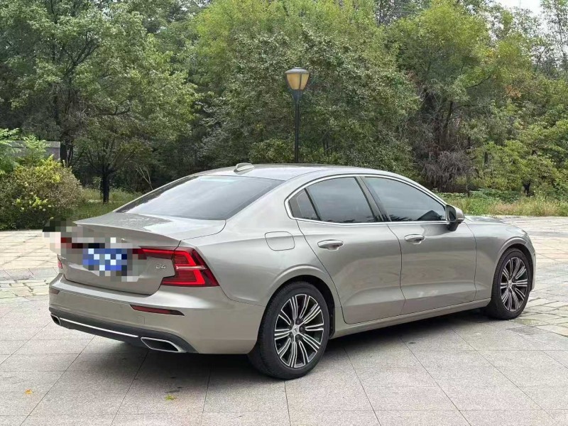 青岛21年沃尔沃S60L7