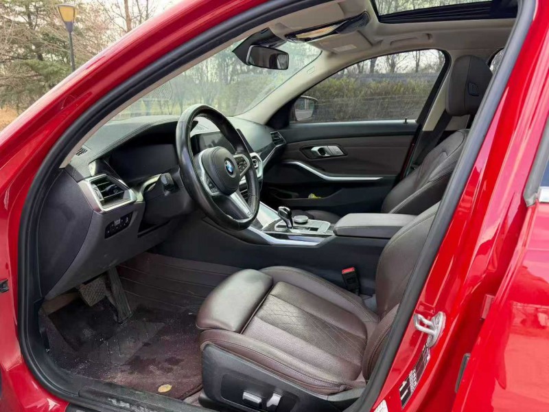 青岛22年宝马3系4