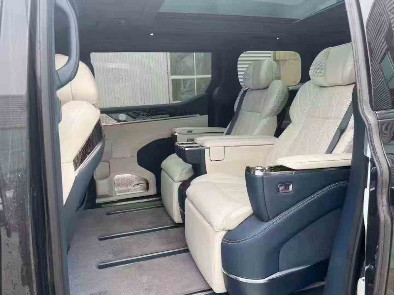 枣庄23年极氪汽车0096