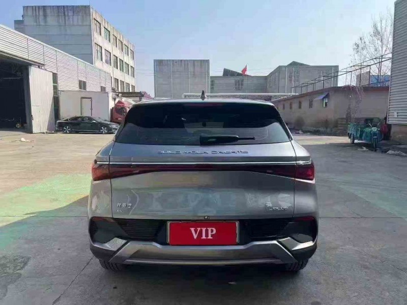 济南25年比亚迪元9