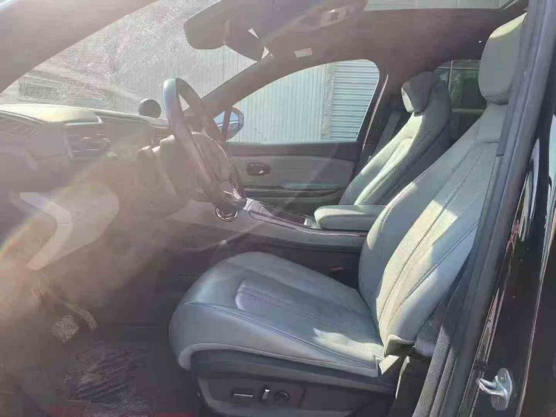 枣庄21年蔚来ES64