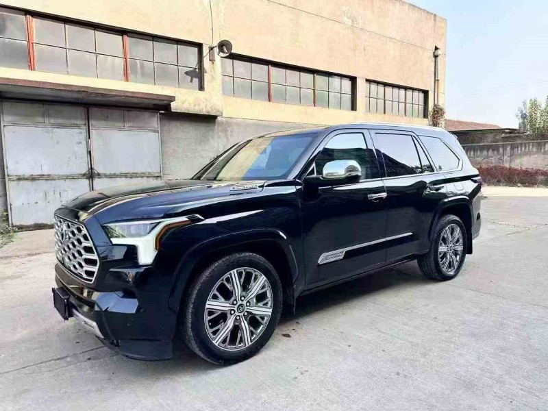 淄博24年丰田红杉3