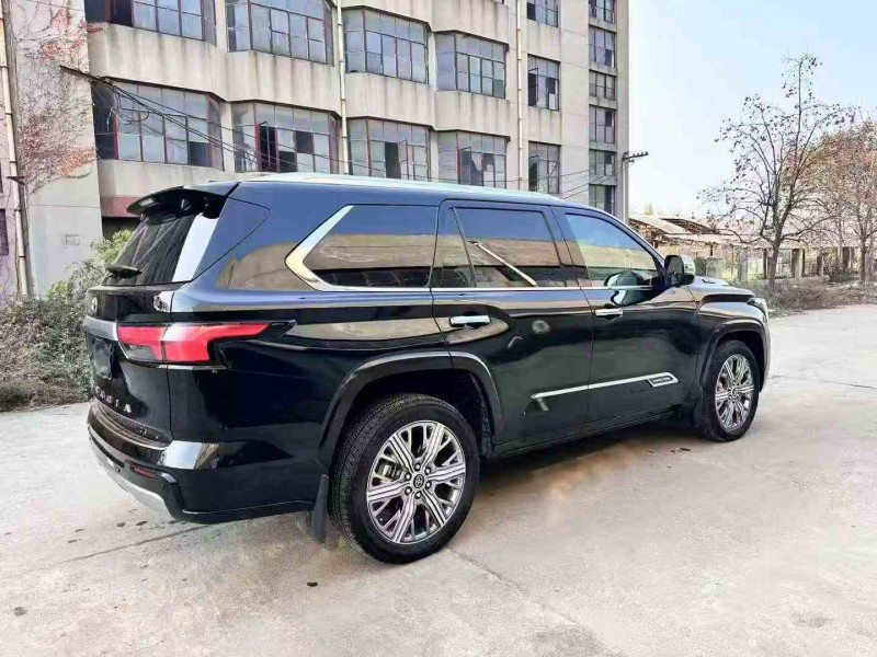 淄博24年丰田红杉7