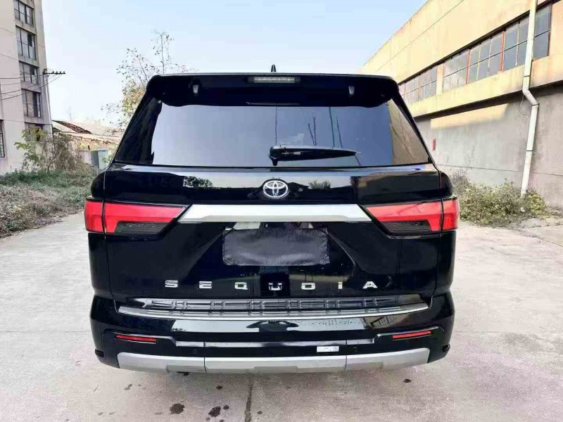 淄博24年丰田红杉8