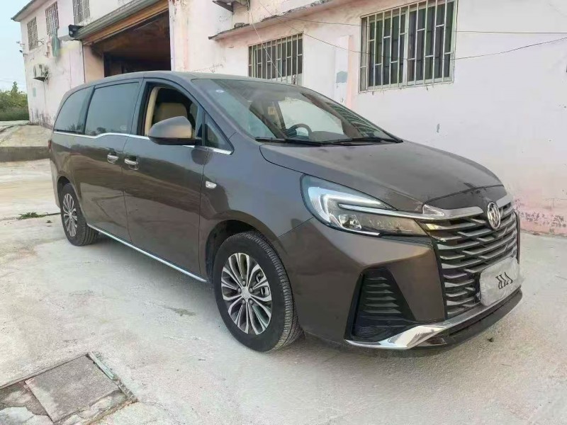 青岛24年别克GL82