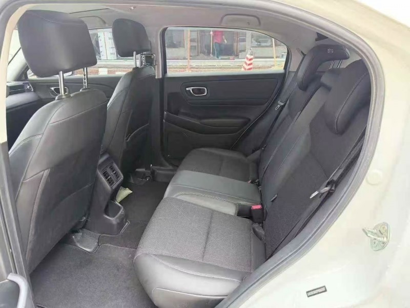 南宁23年本田缤智6