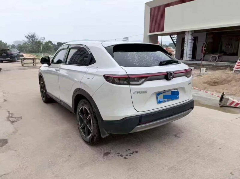 南宁23年本田缤智7