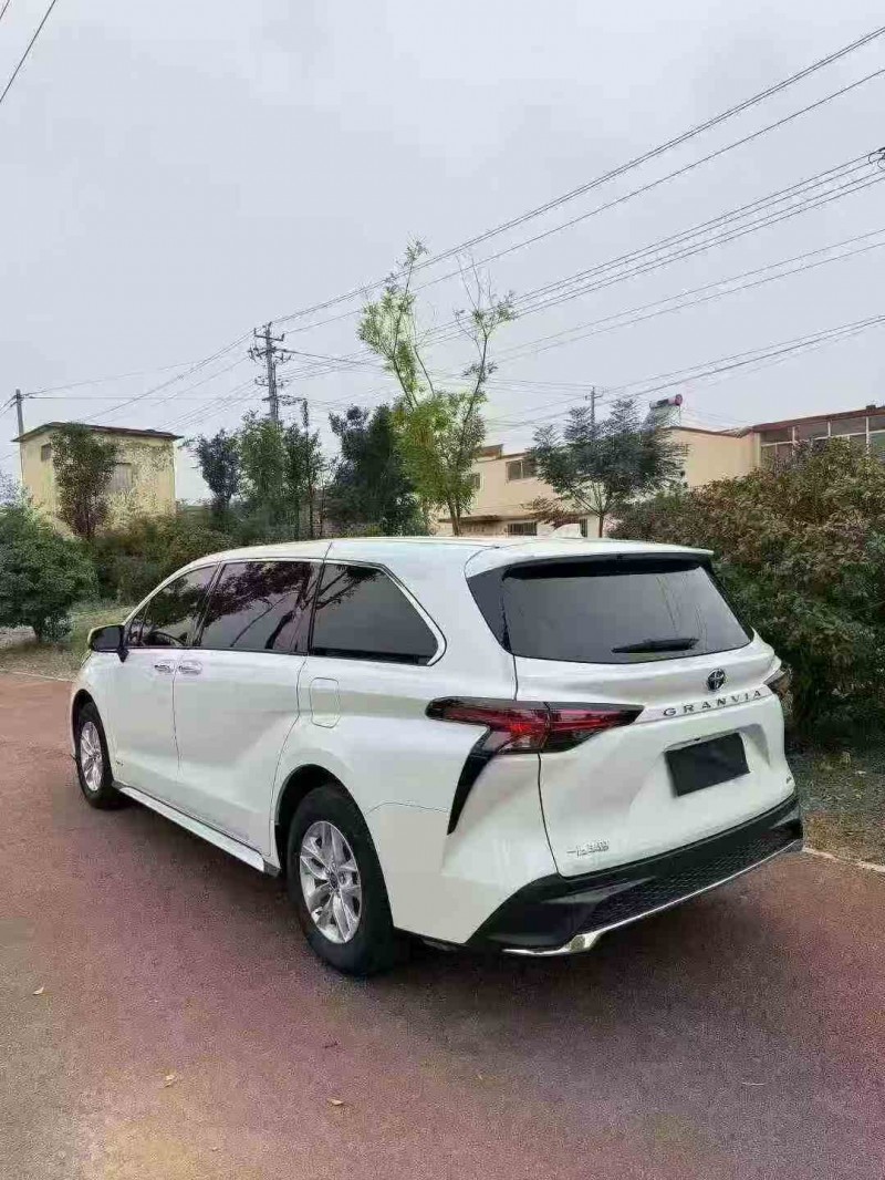 潍坊25年丰田格瑞维亚7