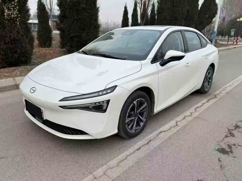 济宁24年传祺埃安S2