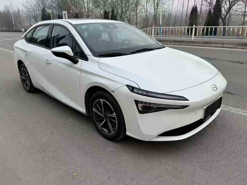 济宁24年传祺埃安S3