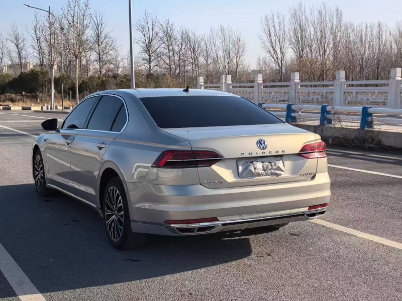 郑州18年大众辉昂7