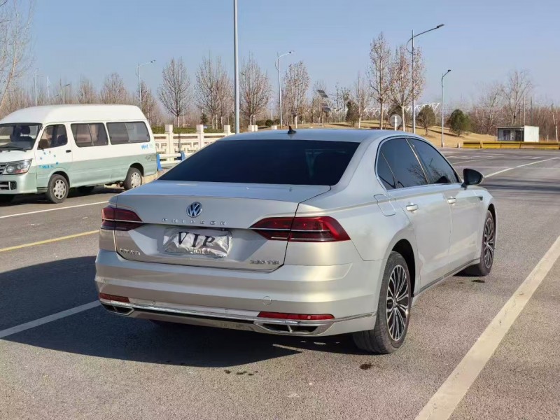 郑州18年大众辉昂8