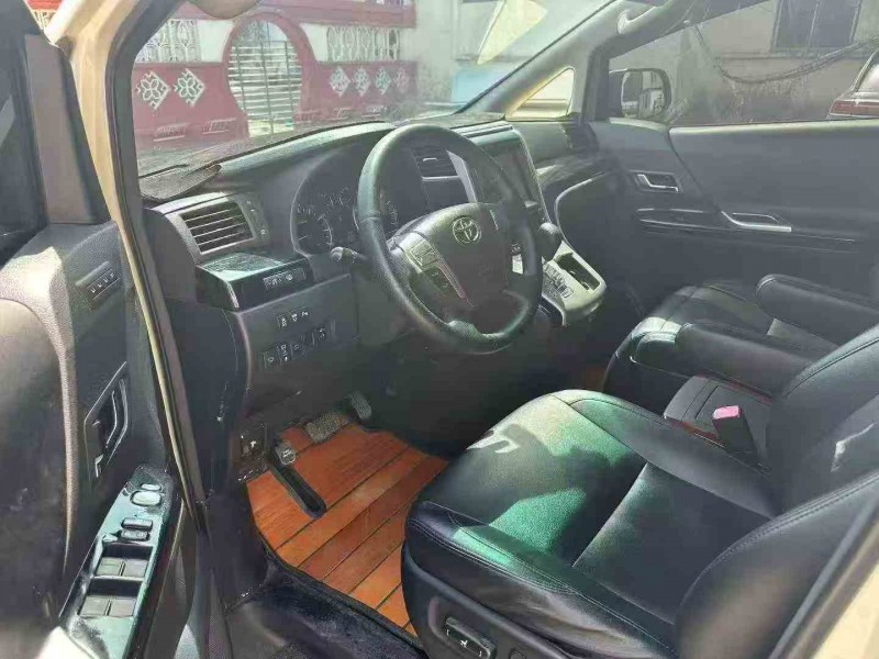 东营14年丰田埃尔法6