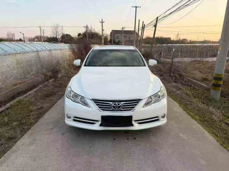 嘉兴13年丰田锐志1