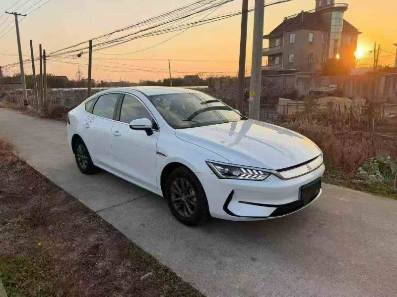 嘉兴25年比亚迪秦3