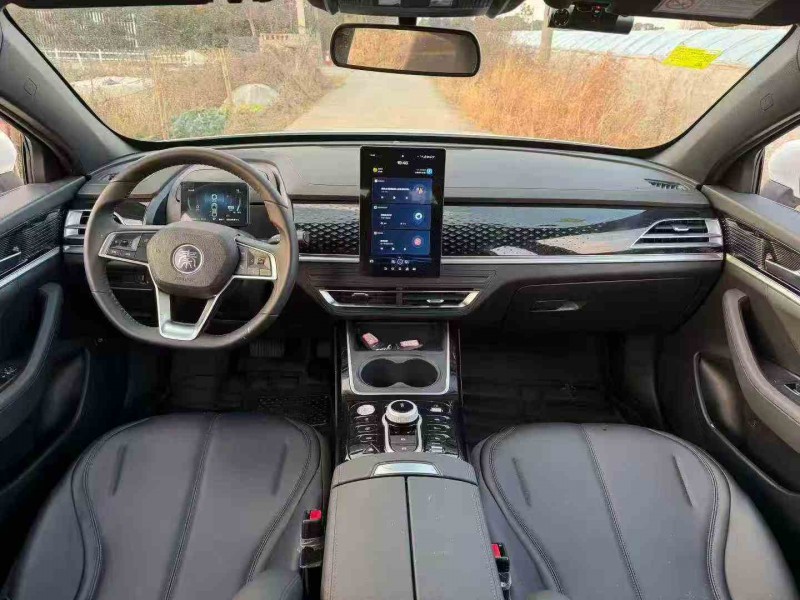 嘉兴25年比亚迪秦4