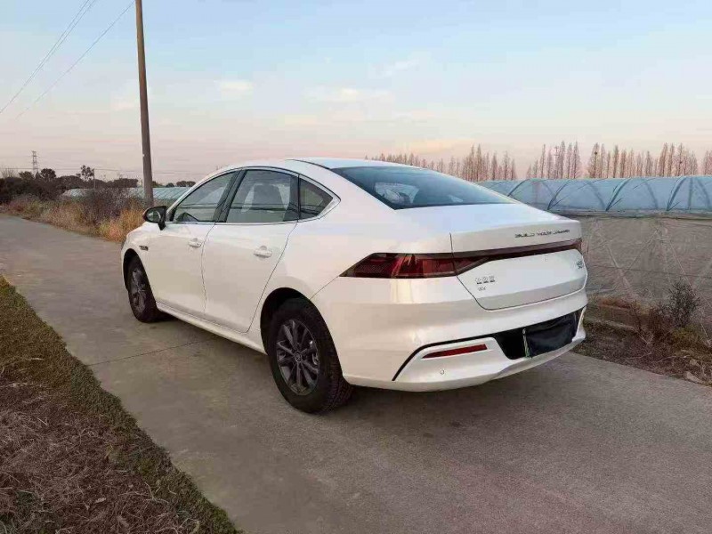 嘉兴25年比亚迪秦7