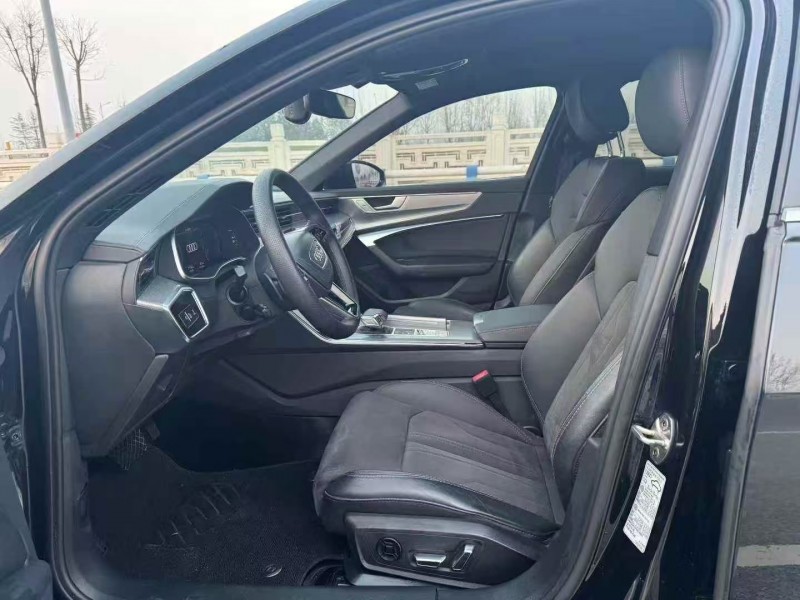 郑州23年奥迪A6L4