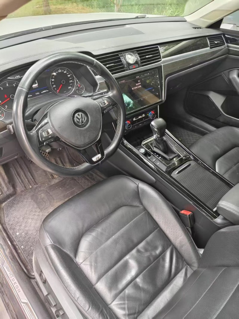 石家庄17年大众辉昂8