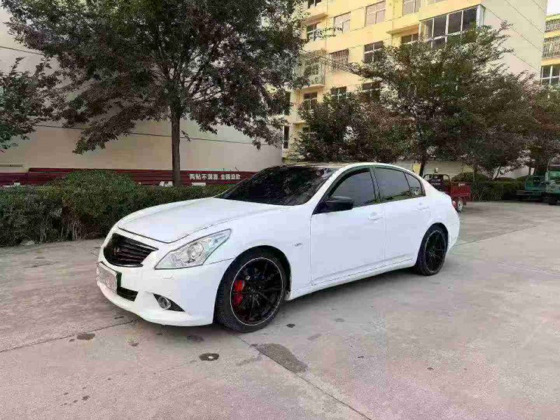 徐州11年英菲尼迪G372