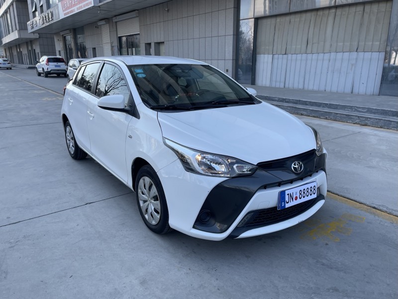 济宁17年丰田YARiS L 致炫3