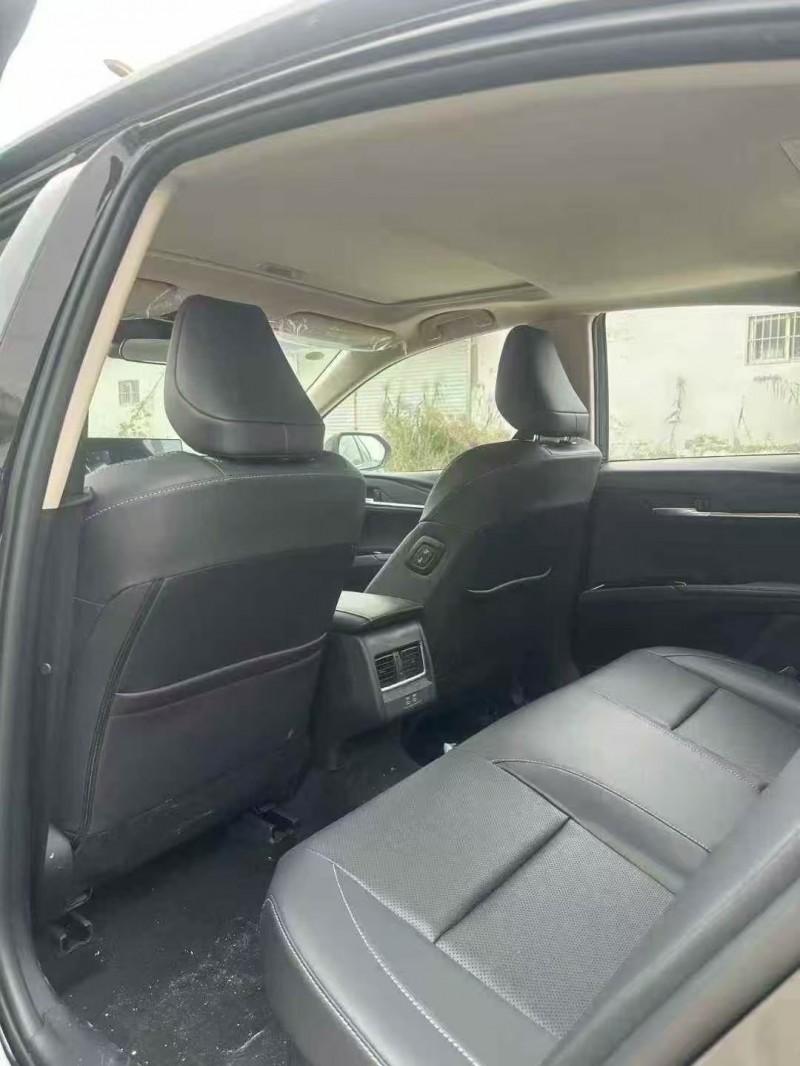 菏泽25年丰田凯美瑞4